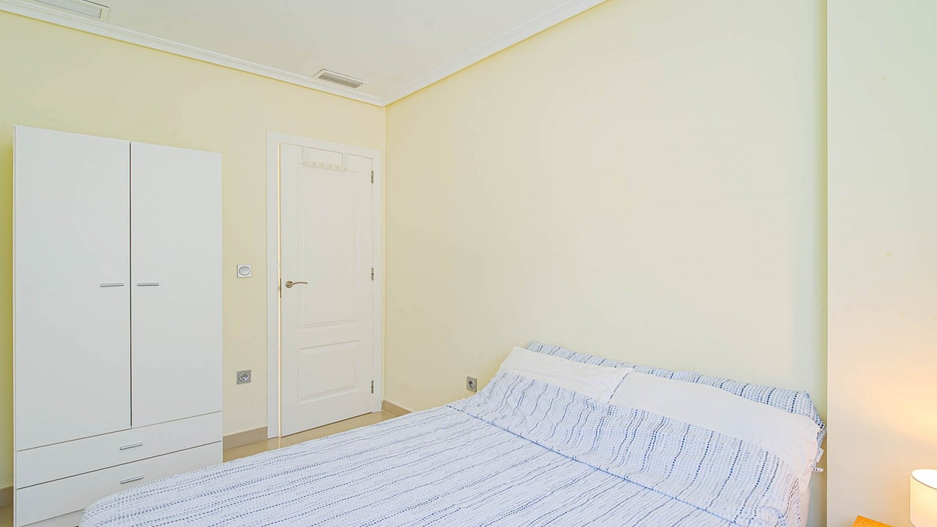 Reventa - Chalets -
Alicante - El Campello