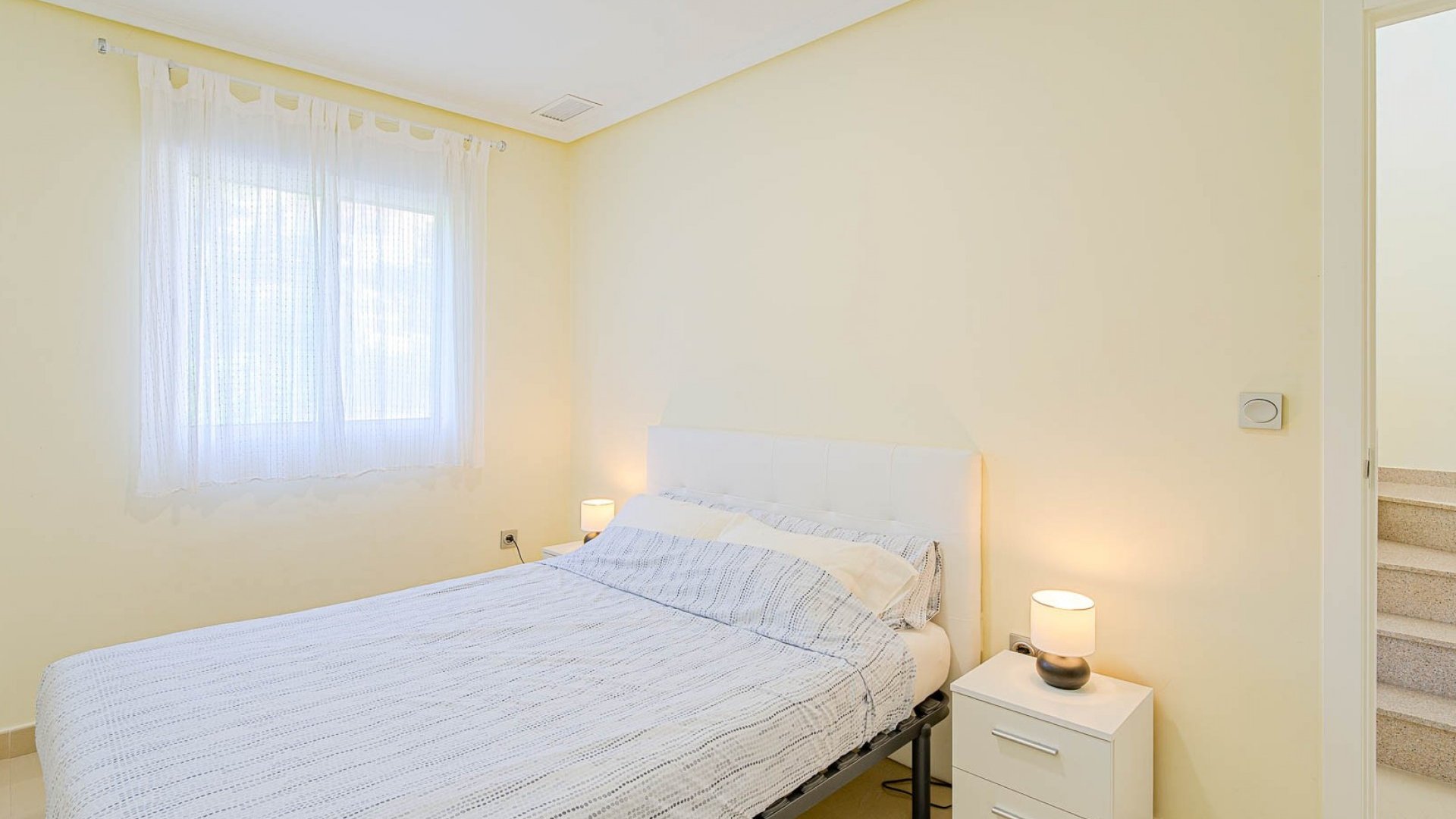 Reventa - Chalets -
Alicante - El Campello