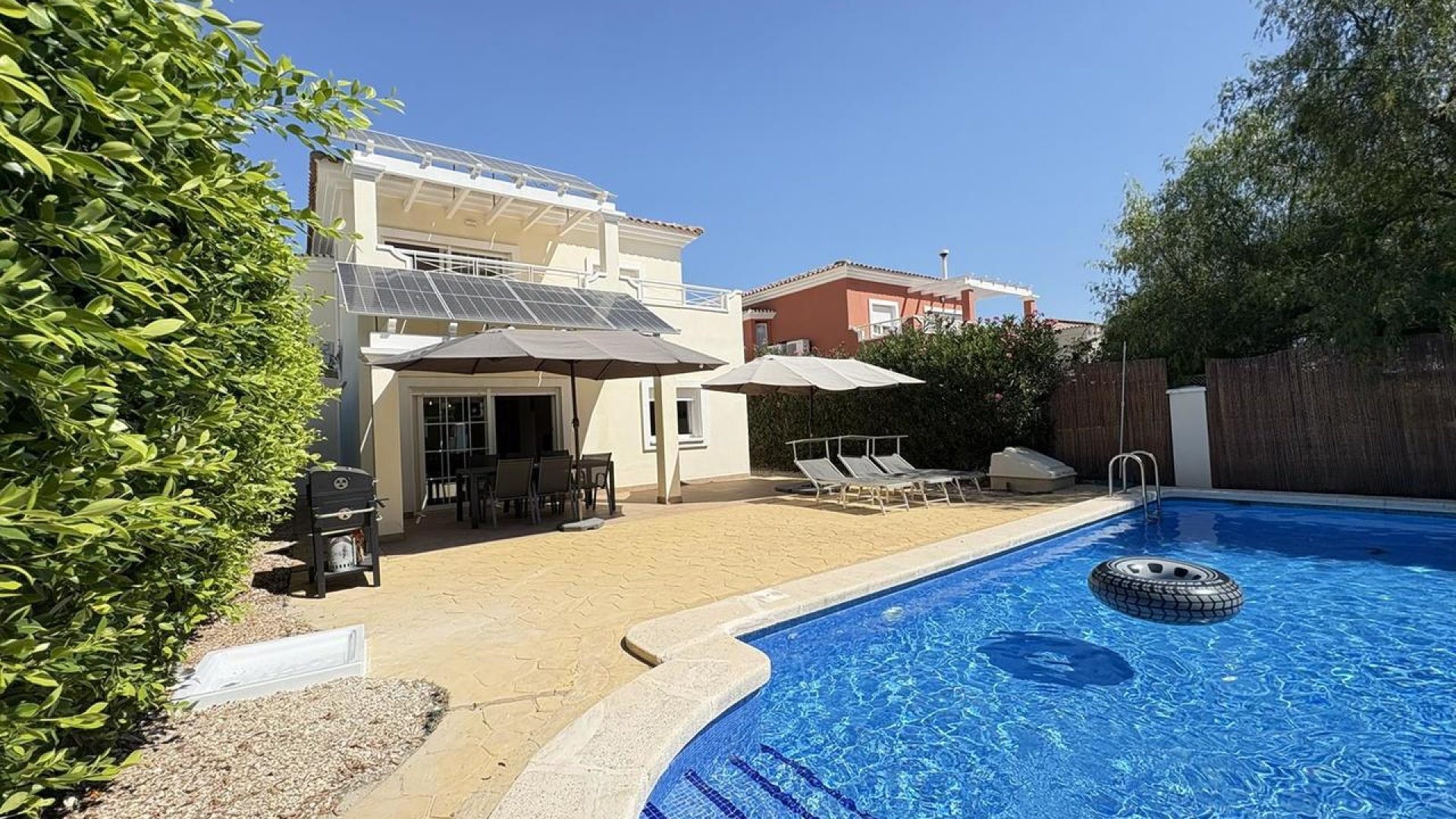 Reventa - Chalets -
Altaona Golf and Country Village - Altaona Golf - Country Village