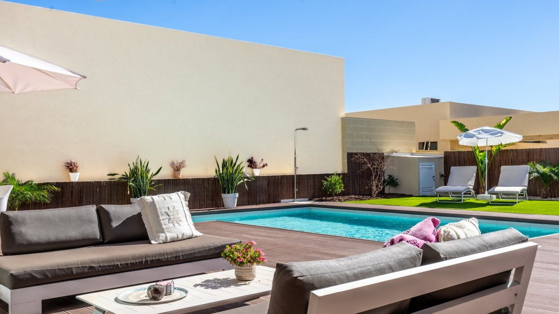 Reventa - Chalets -
Altaona Golf and Country Village - Altaona Golf - Country Village