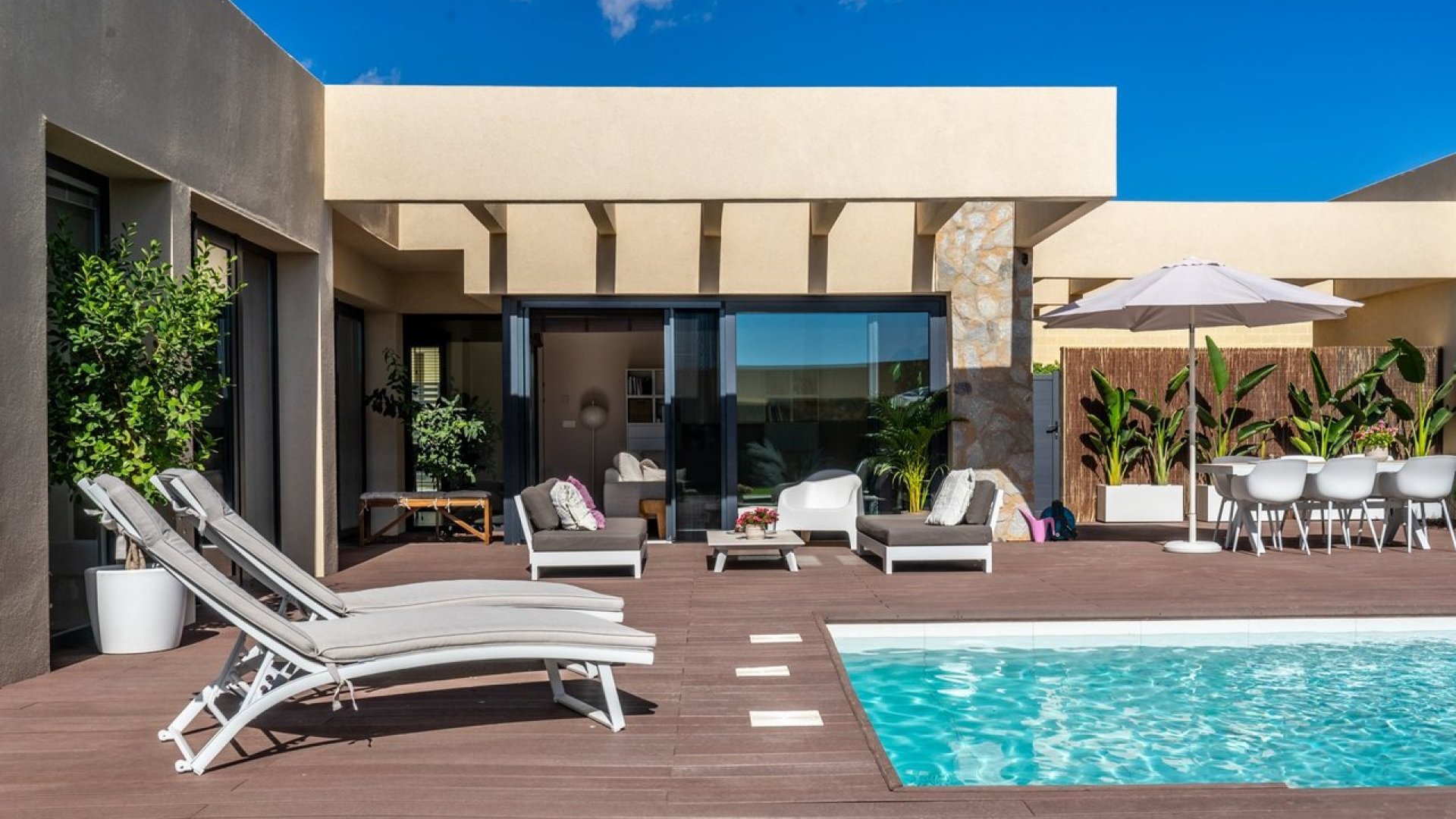 Reventa - Chalets -
Altaona Golf and Country Village - Altaona Golf - Country Village