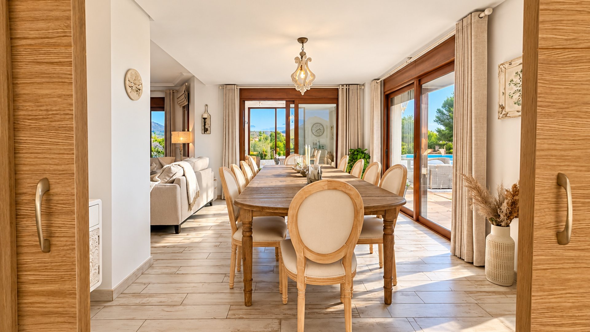 Reventa - Chalets -
Altaona Golf and Country Village - Altaona Golf - Country Village