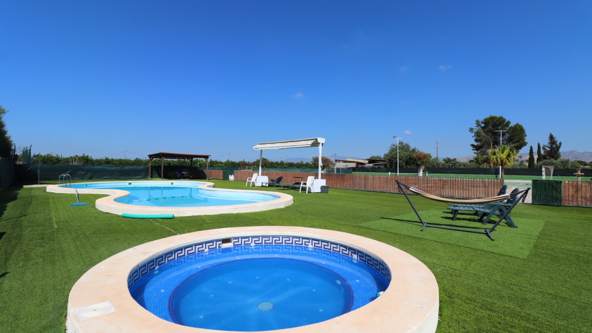 Reventa - Chalets -
Benferri - Benferri - Country