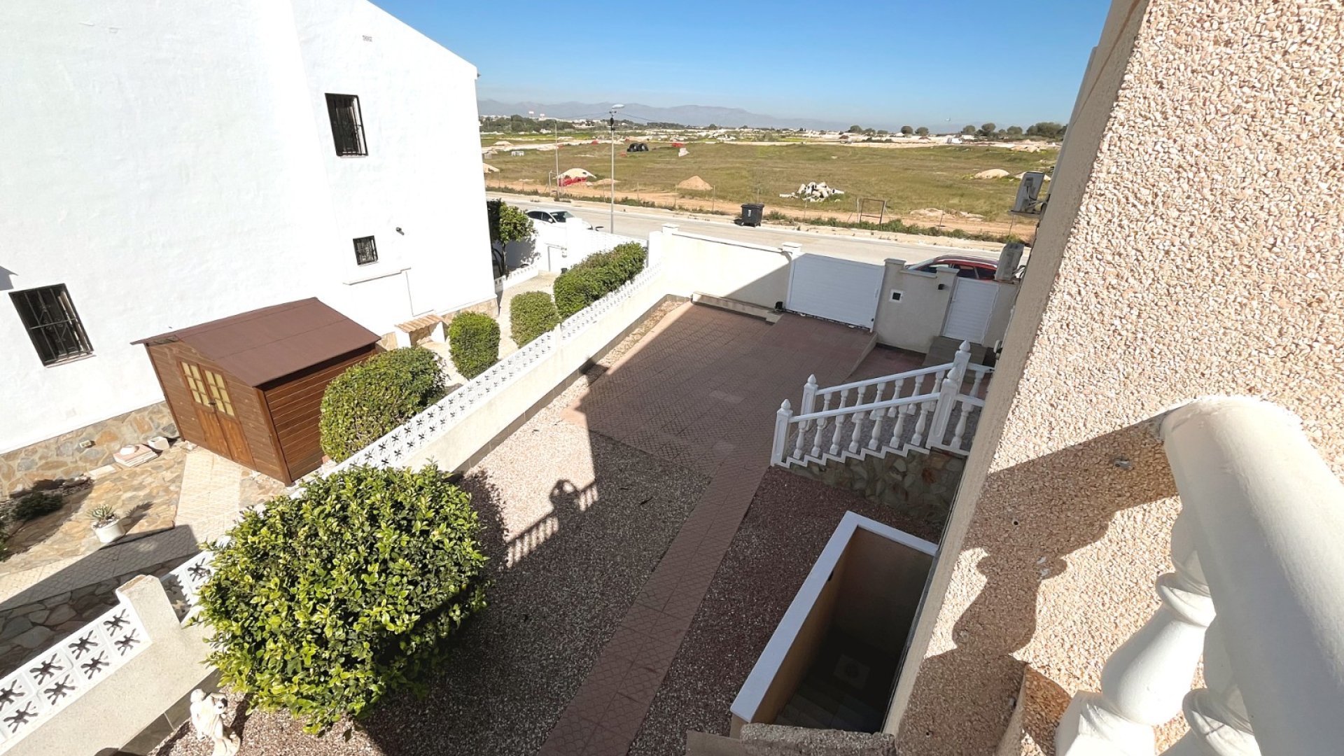 Reventa - Chalets -
Benijofar - Monte Azul