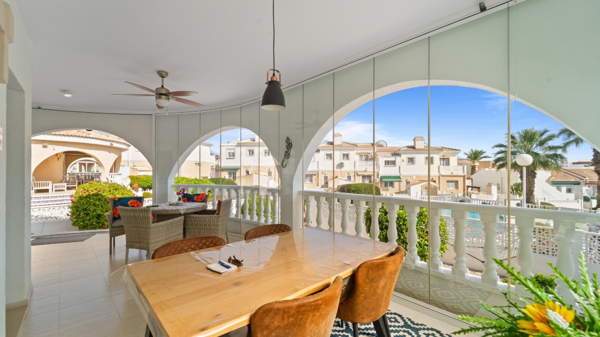 Reventa - Chalets -
Benijofar - Monte Azul
