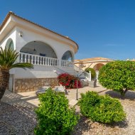Reventa - Chalets -
Benijofar - Monte Azul