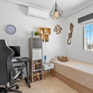 Reventa - Chalets -
Benijofar - Monte Azul