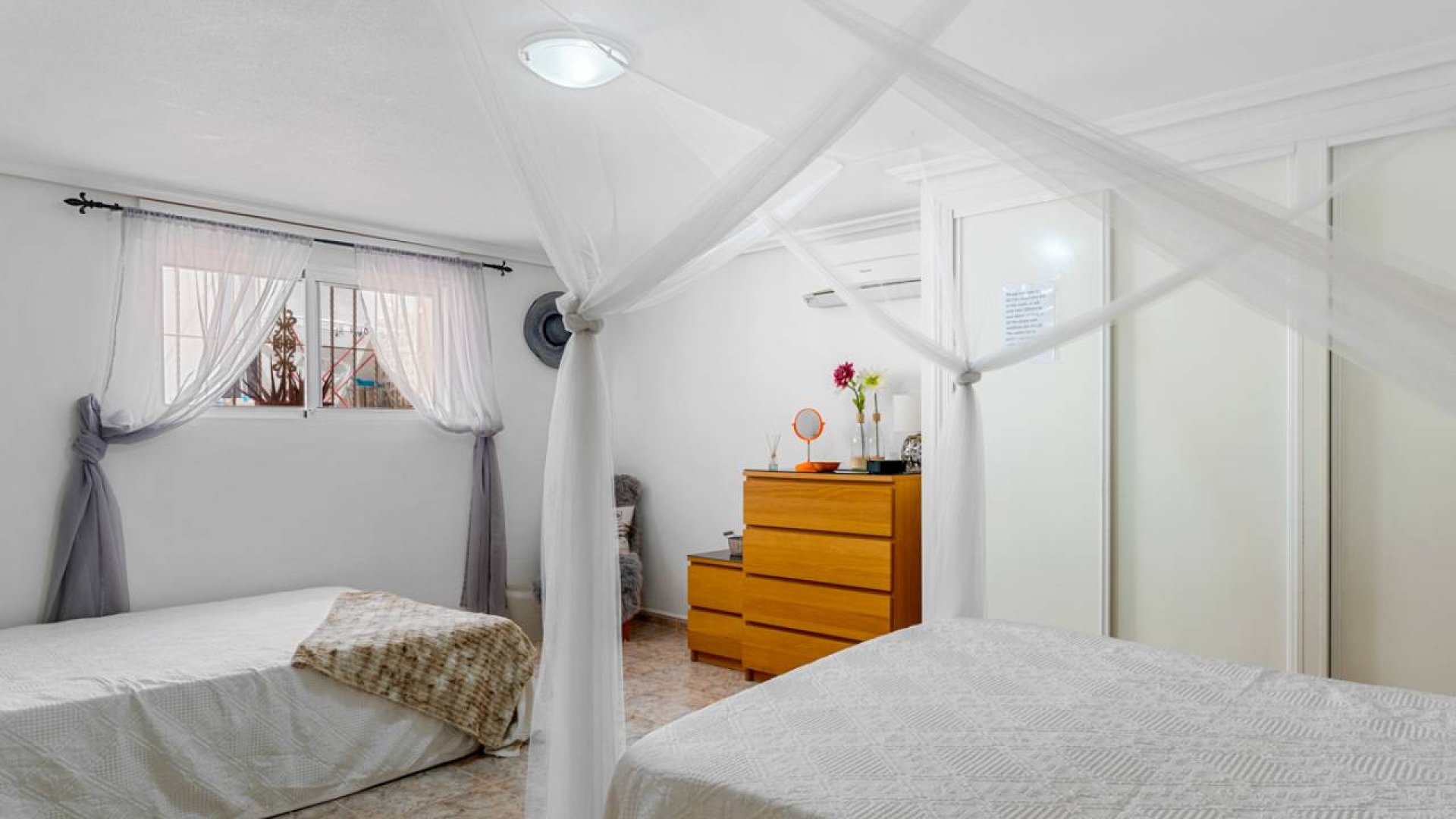 Reventa - Chalets -
Benijofar