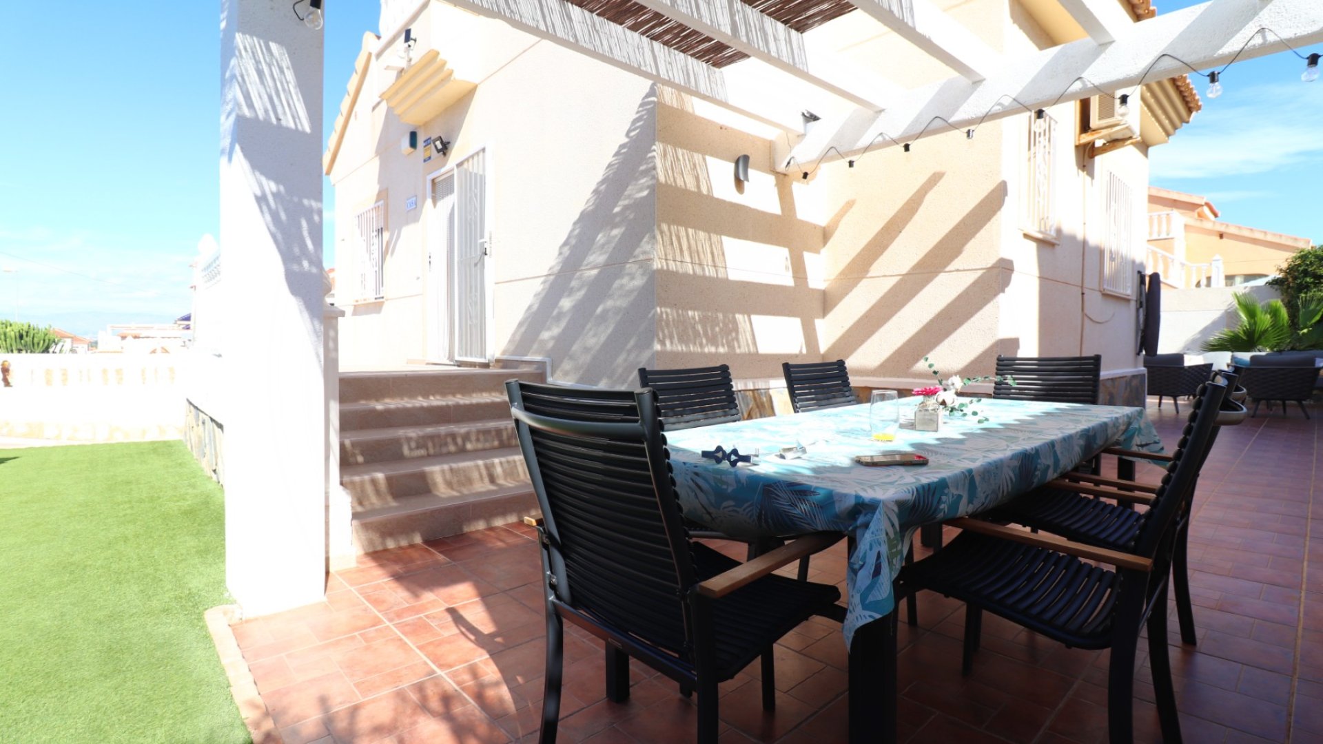 Reventa - Chalets -
Benimar - Benimar II
