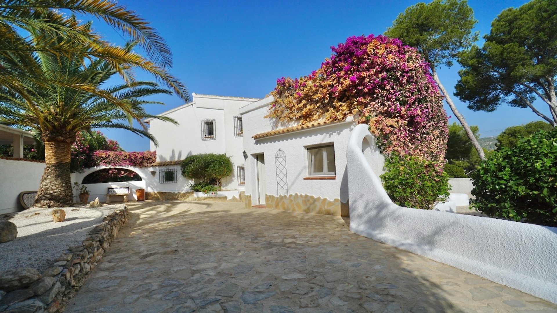 Reventa - Chalets -
Benissa - Punta Estrella