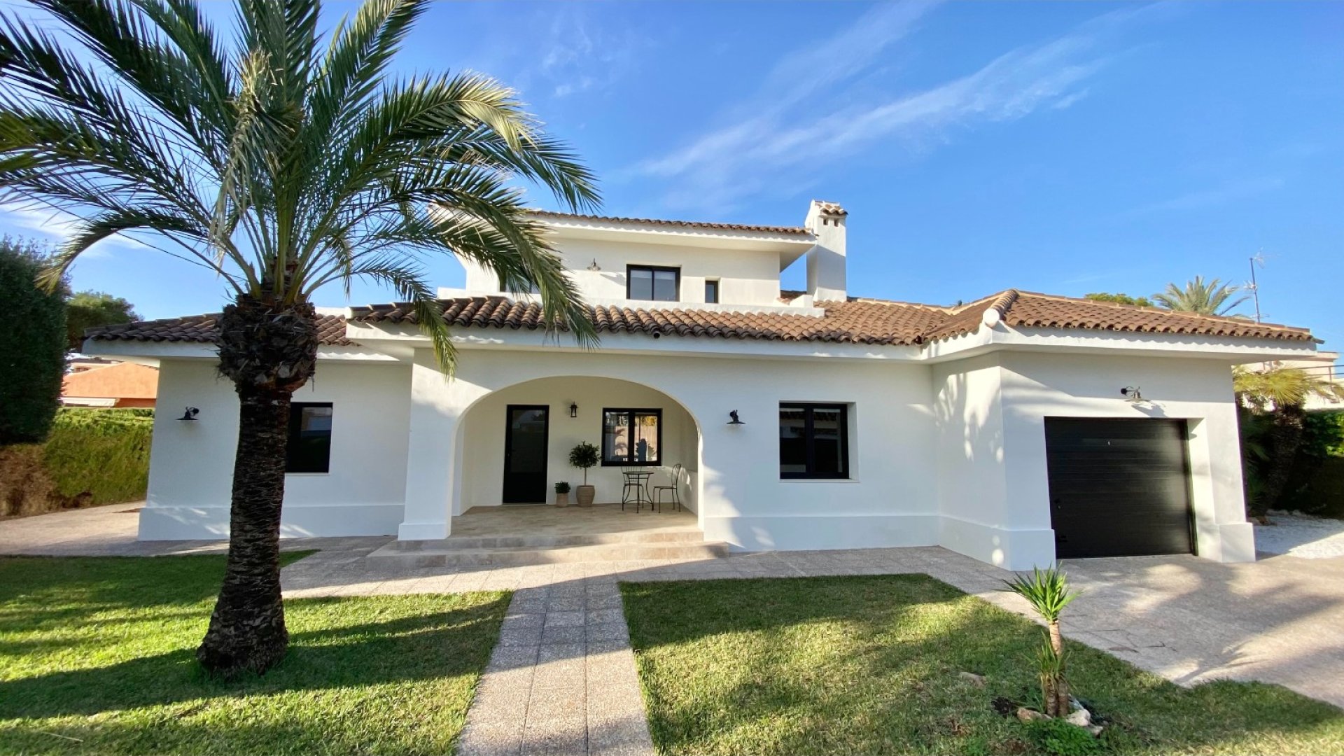 Reventa - Chalets -
Cabo Roig