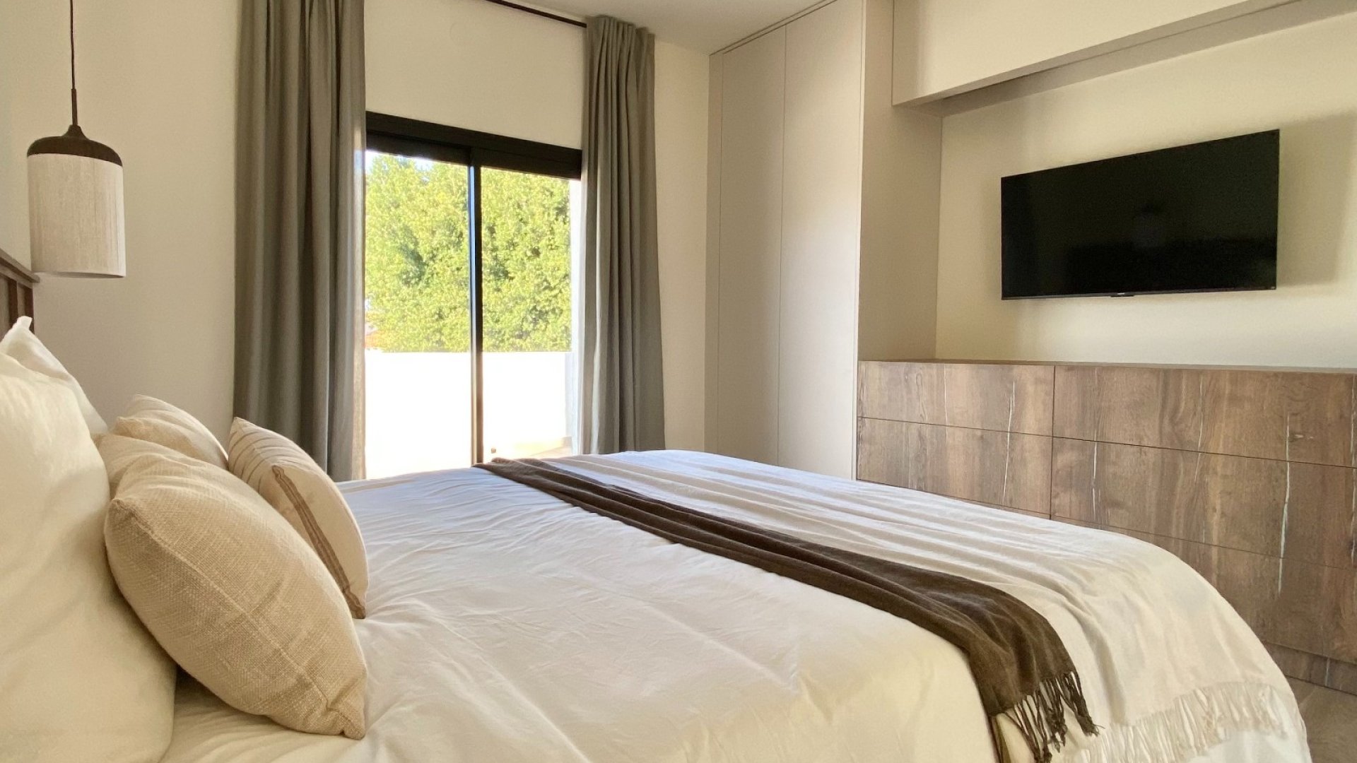 Reventa - Chalets -
Cabo Roig