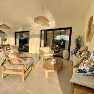 Reventa - Chalets -
Cabo Roig