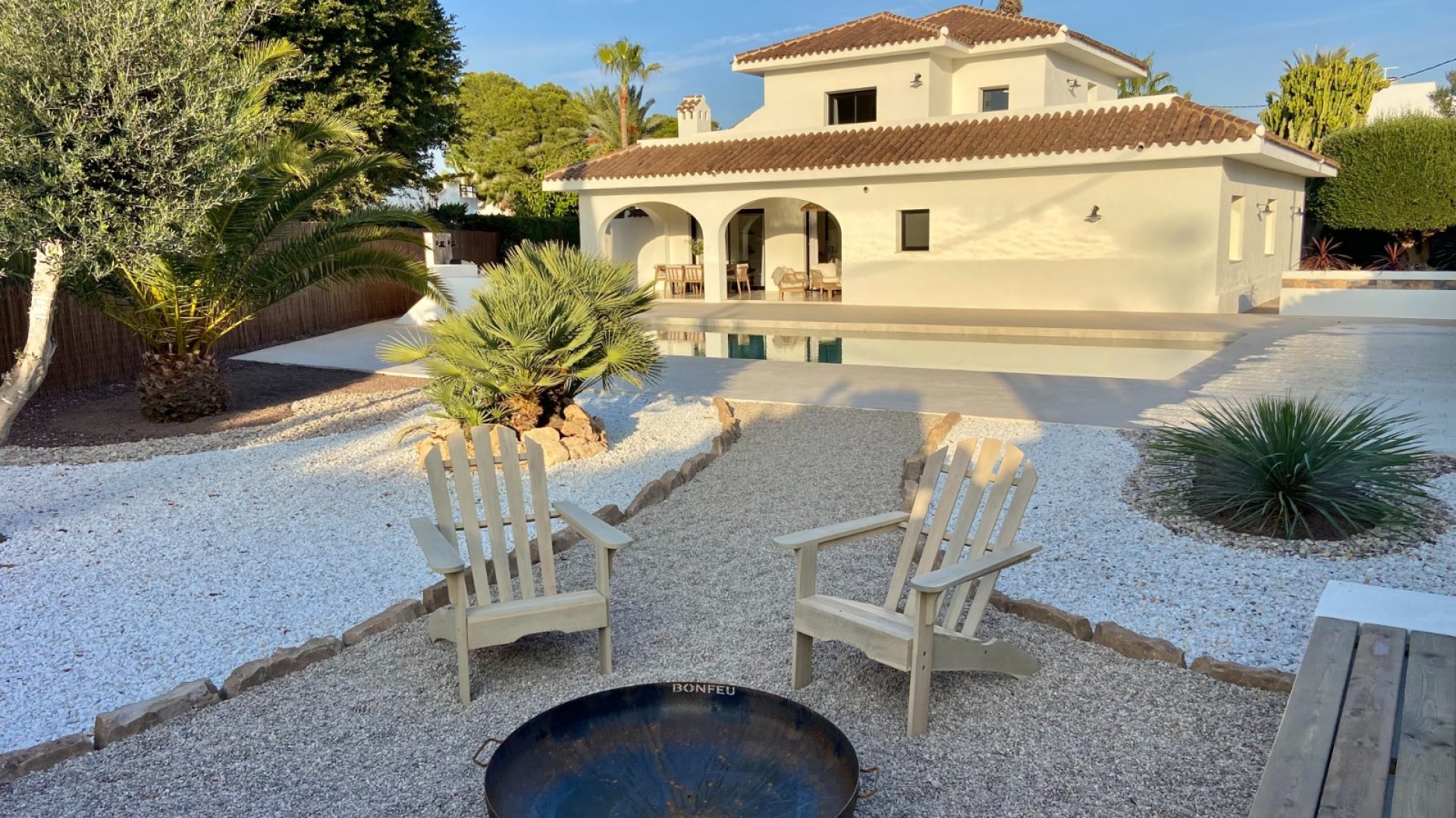 Reventa - Chalets -
Cabo Roig