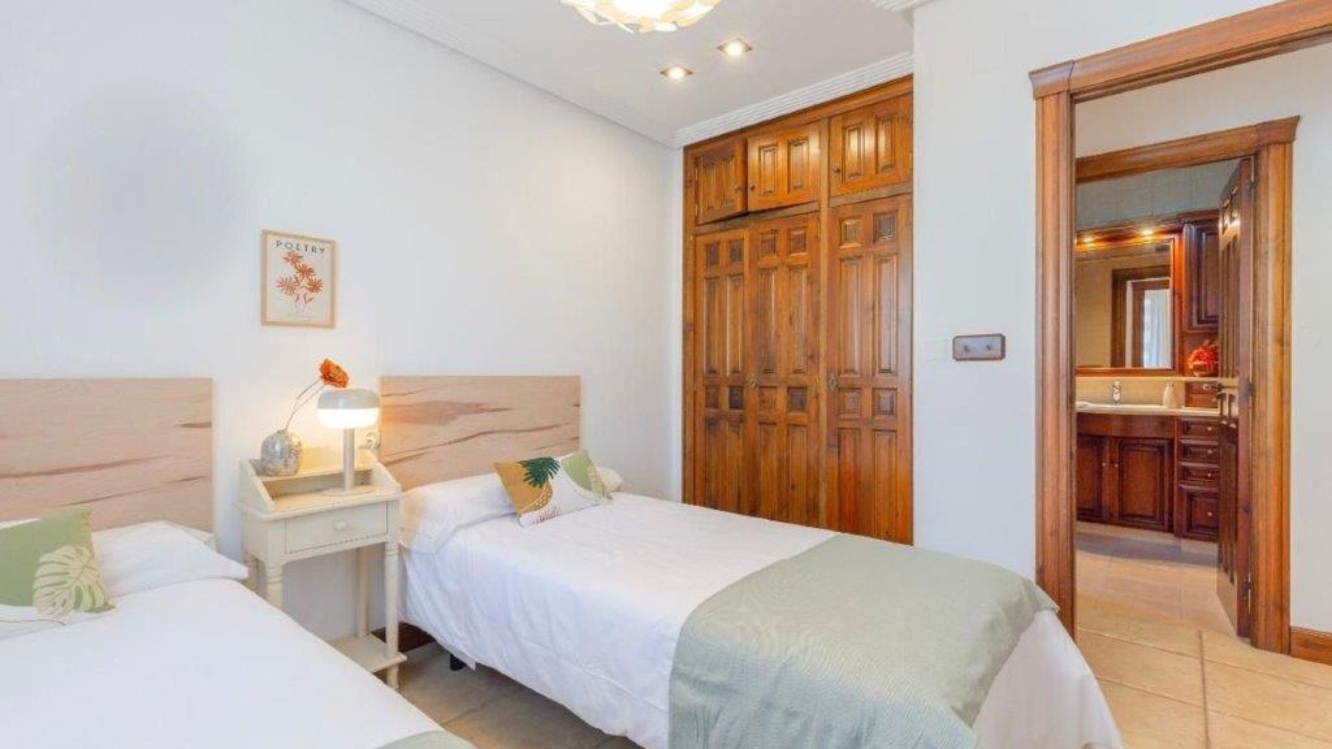 Reventa - Chalets -
Catral