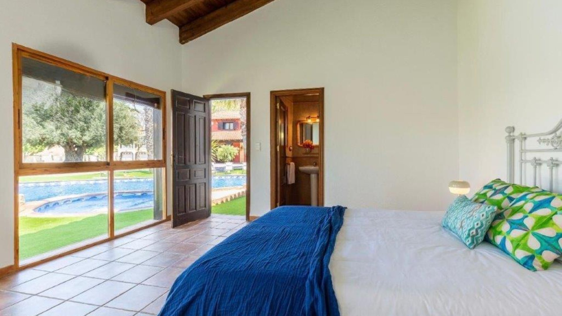 Reventa - Chalets -
Catral