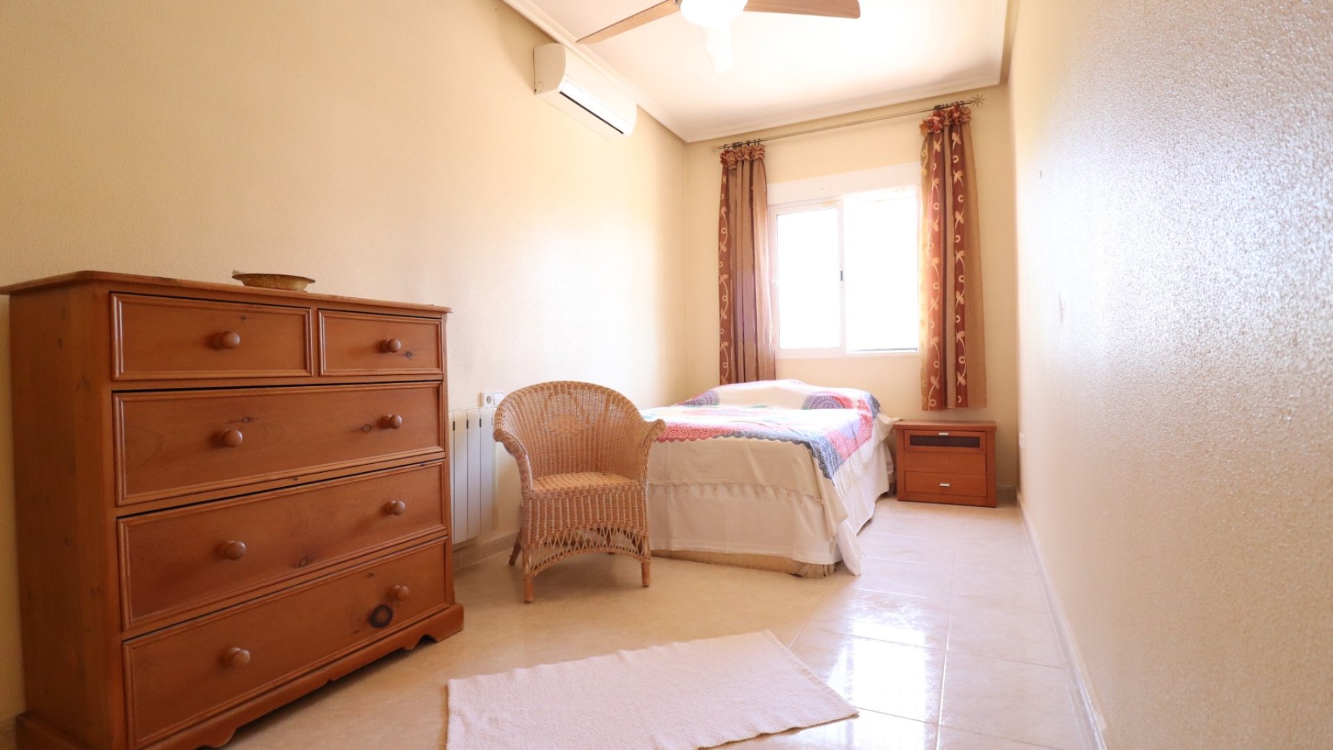 Reventa - Chalets -
Catral