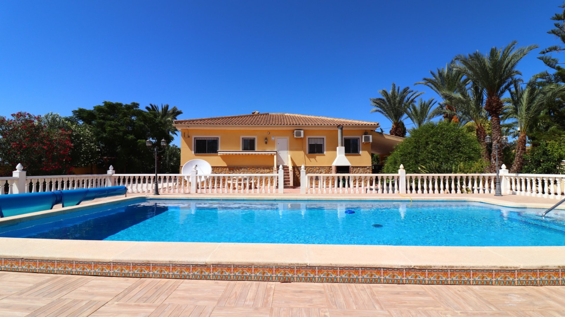 Reventa - Chalets -
Catral