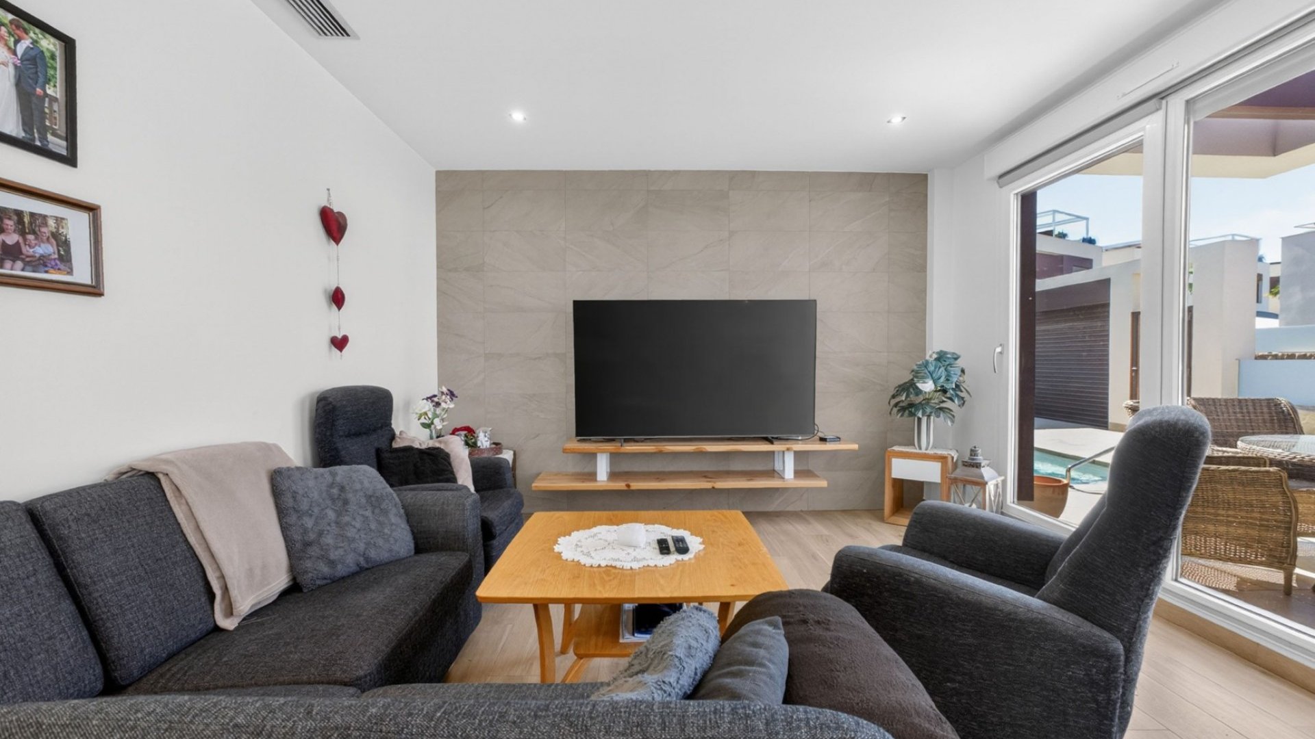 Reventa - Chalets -
Ciudad Quesada - Alicante