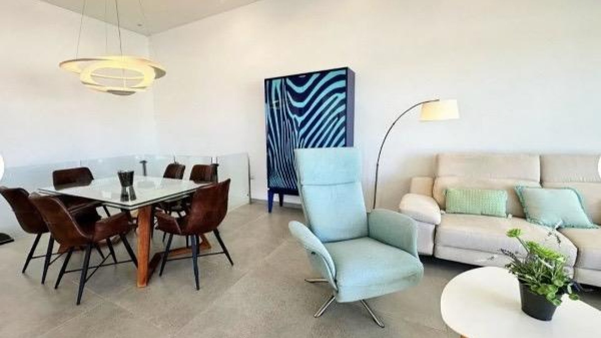 Reventa - Chalets -
Ciudad Quesada - Altos del golf i