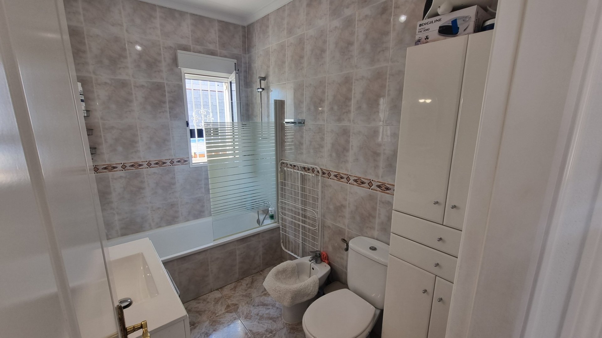 Reventa - Chalets -
Ciudad Quesada - Benimar