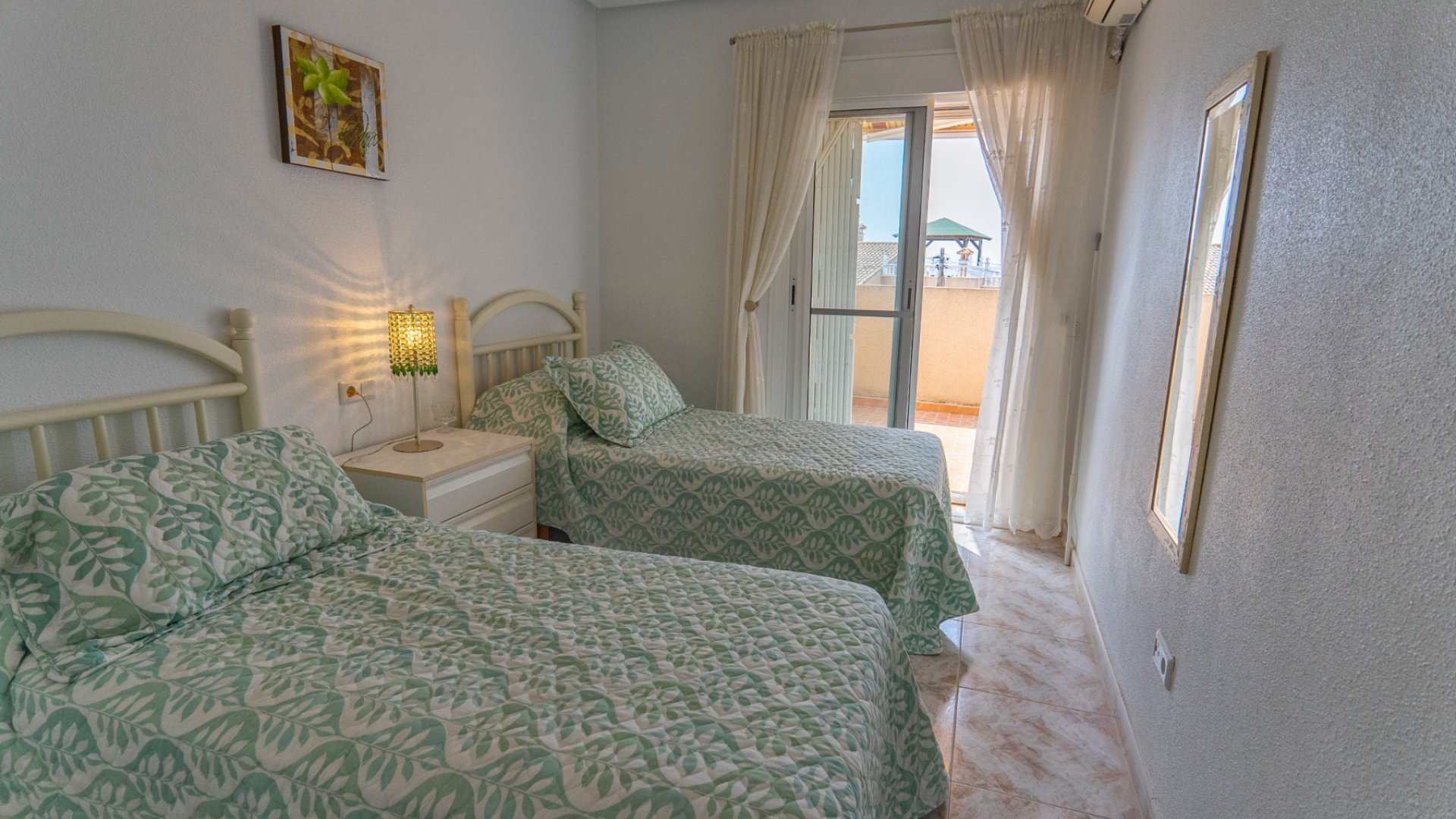 Reventa - Chalets -
Ciudad Quesada - Campo De Golf La Marquesa