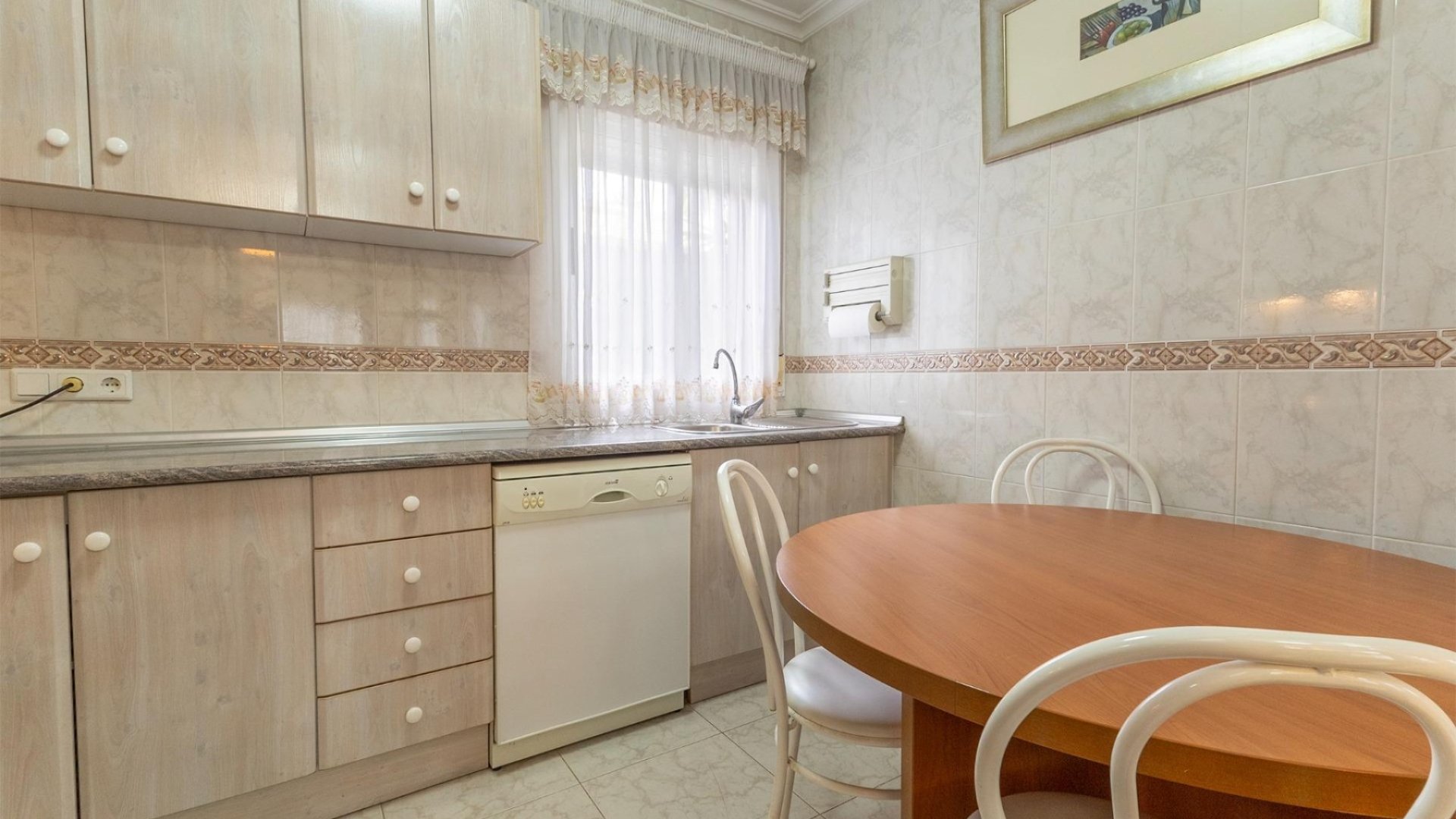 Reventa - Chalets -
Ciudad Quesada - Doña Pepa