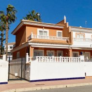 Reventa - Chalets -
Ciudad Quesada - Doña Pepa