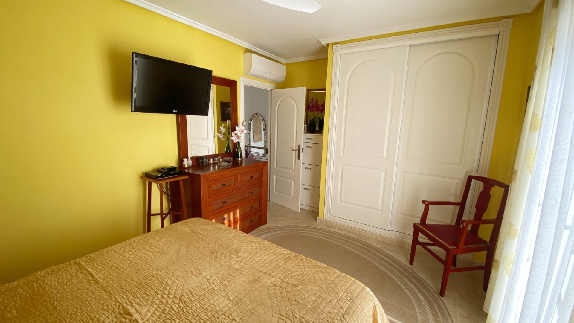 Reventa - Chalets -
Ciudad Quesada - Doña Pepa