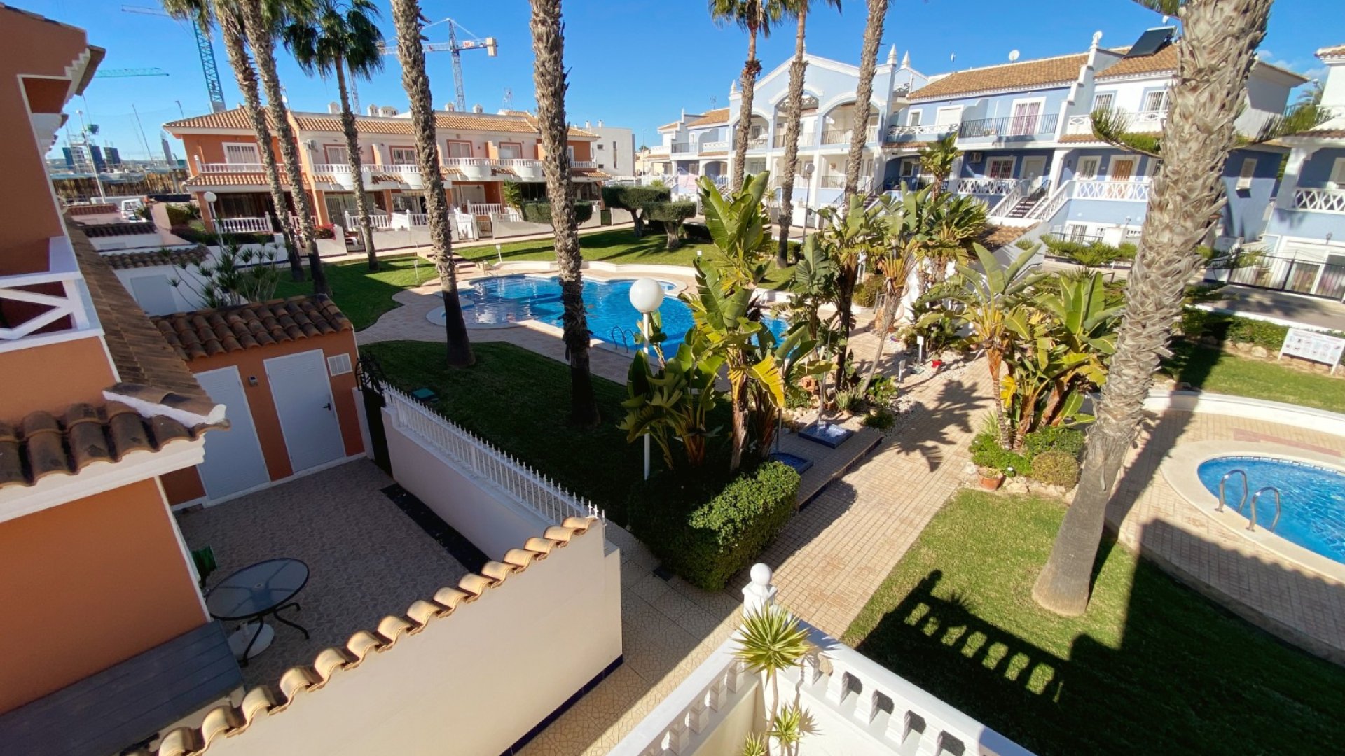 Reventa - Chalets -
Ciudad Quesada - Doña Pepa