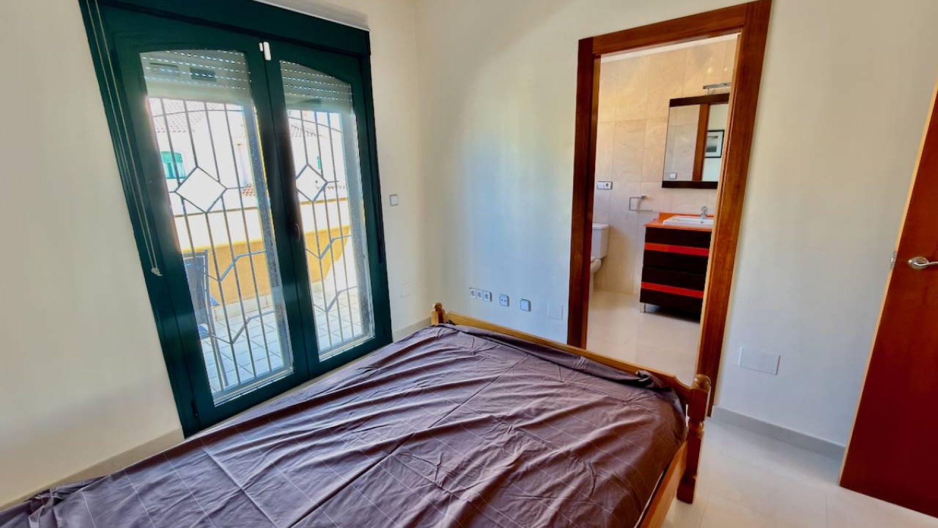 Reventa - Chalets -
Ciudad Quesada - Doña Pepa