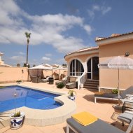 Reventa - Chalets -
Ciudad Quesada - Doña Pepa