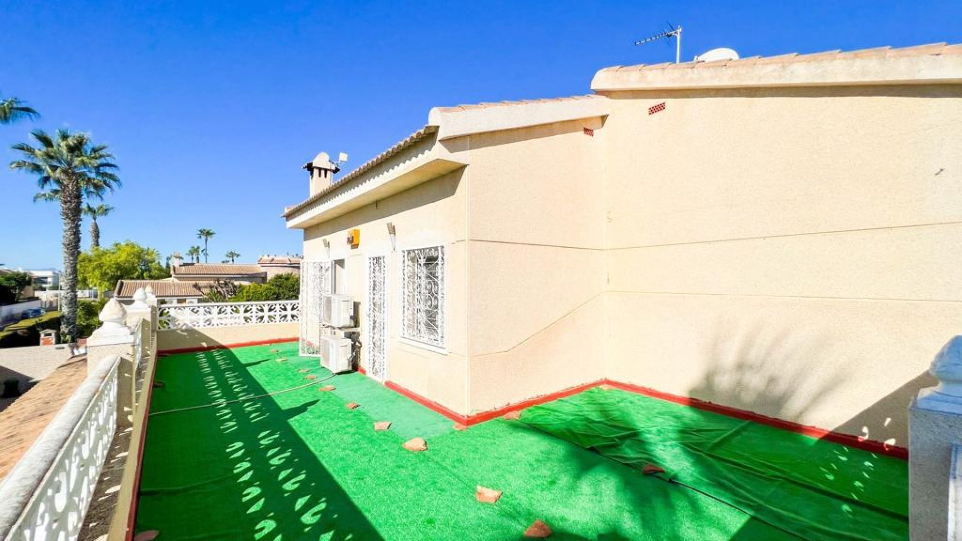 Reventa - Chalets -
Ciudad Quesada - Doña Pepa