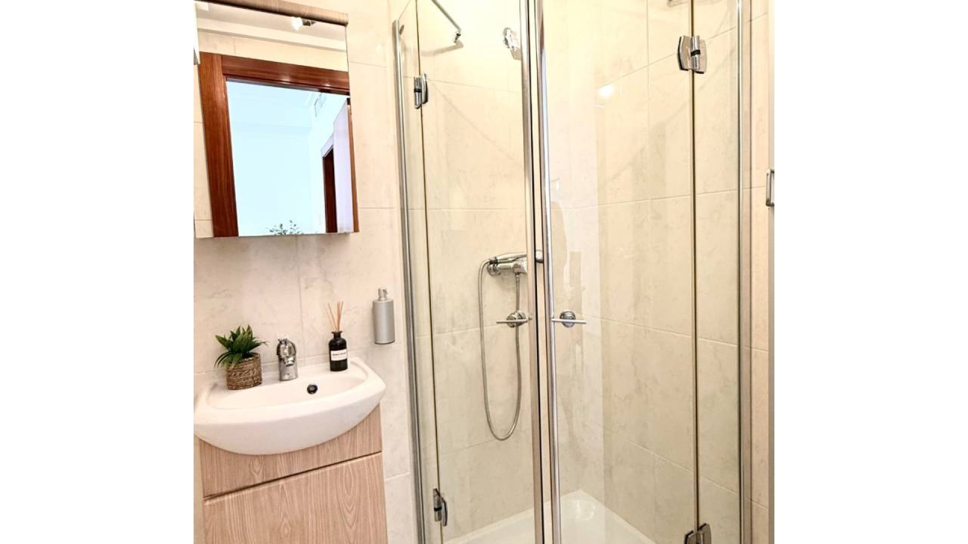 Reventa - Chalets -
Ciudad Quesada - Doña Pepa