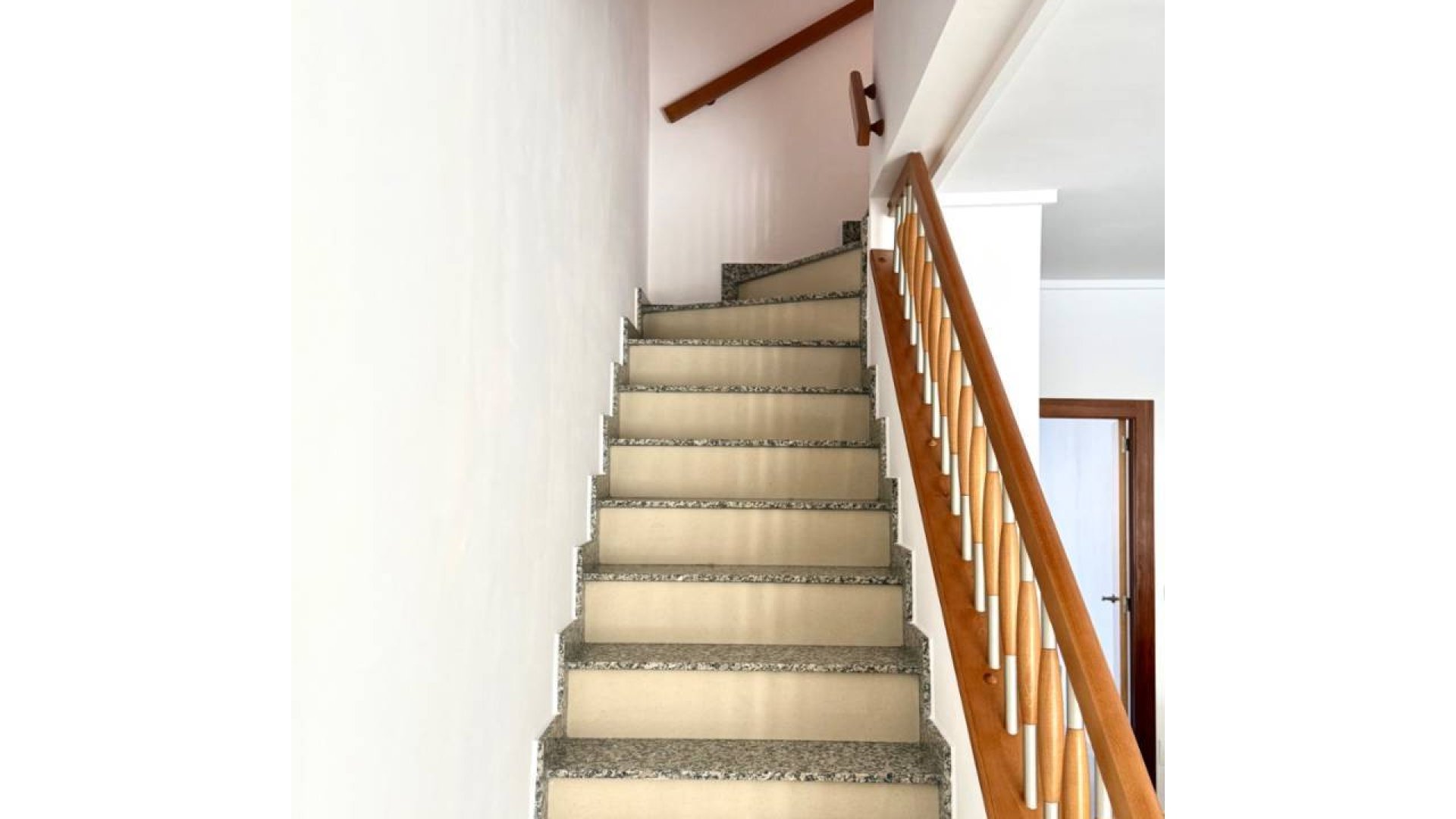Reventa - Chalets -
Ciudad Quesada - Doña Pepa