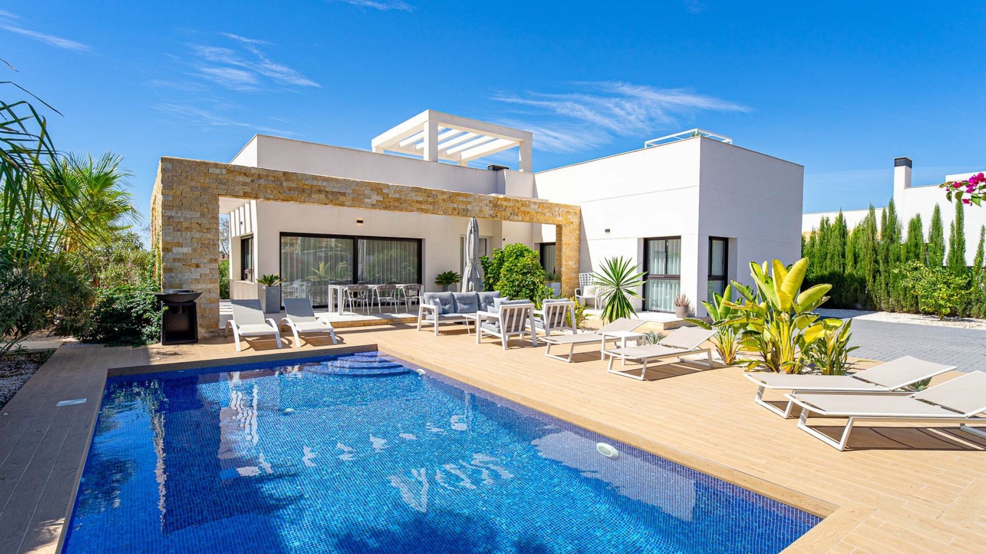Reventa - Chalets -
Ciudad Quesada - Doña Pepa