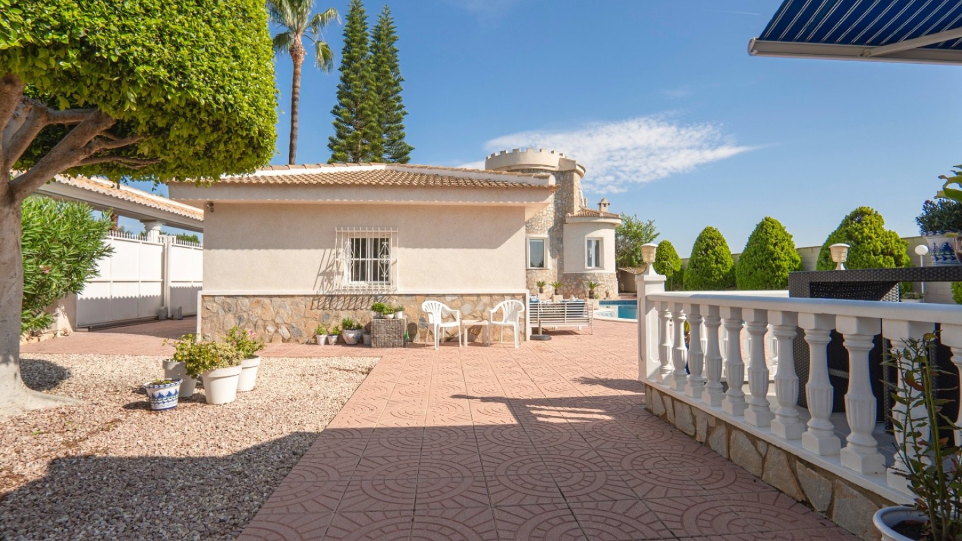 Reventa - Chalets -
Ciudad Quesada - Doña Pepa