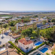 Reventa - Chalets -
Ciudad Quesada - Doña Pepa