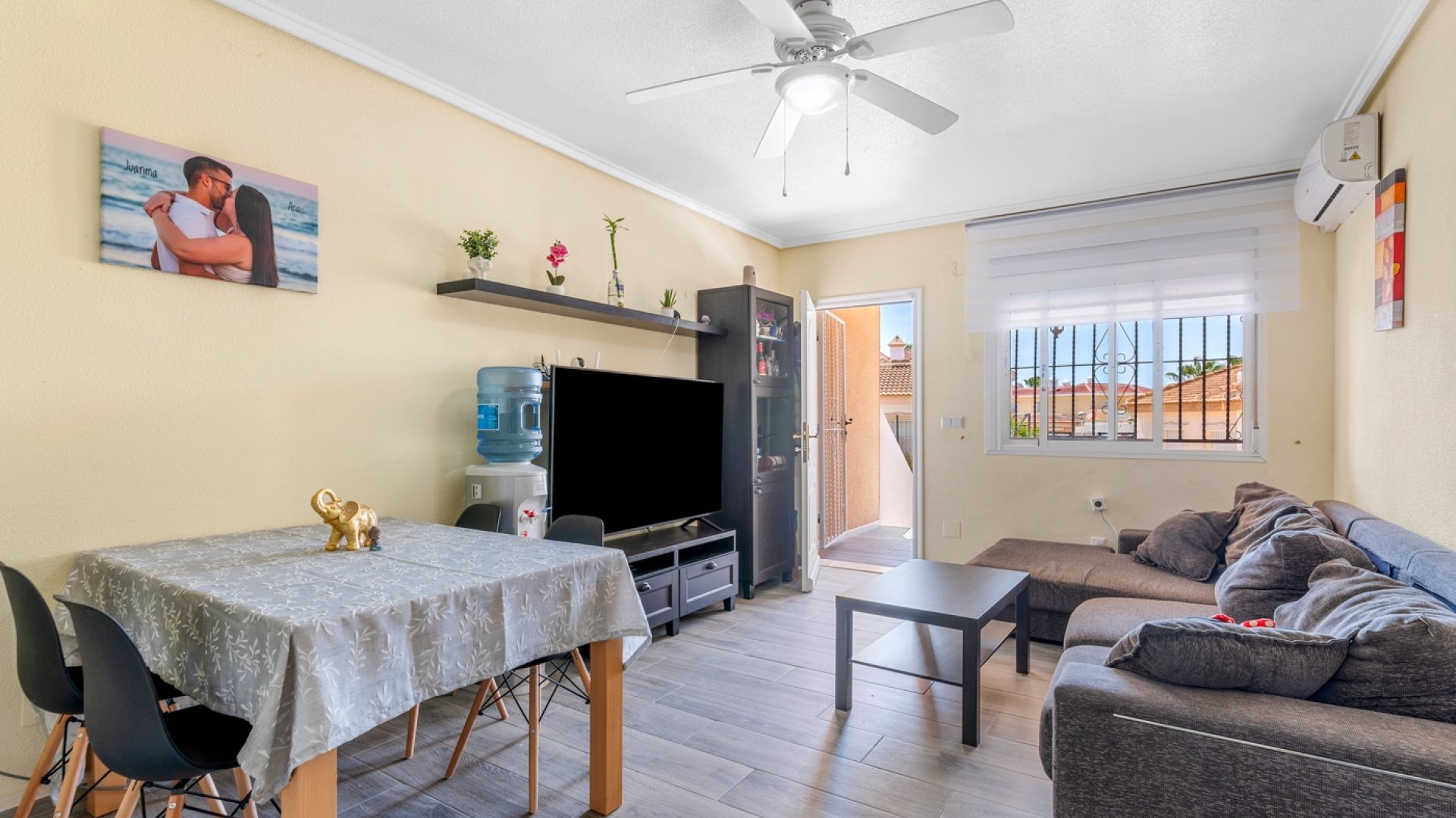 Reventa - Chalets -
Ciudad Quesada - Doña Pepa