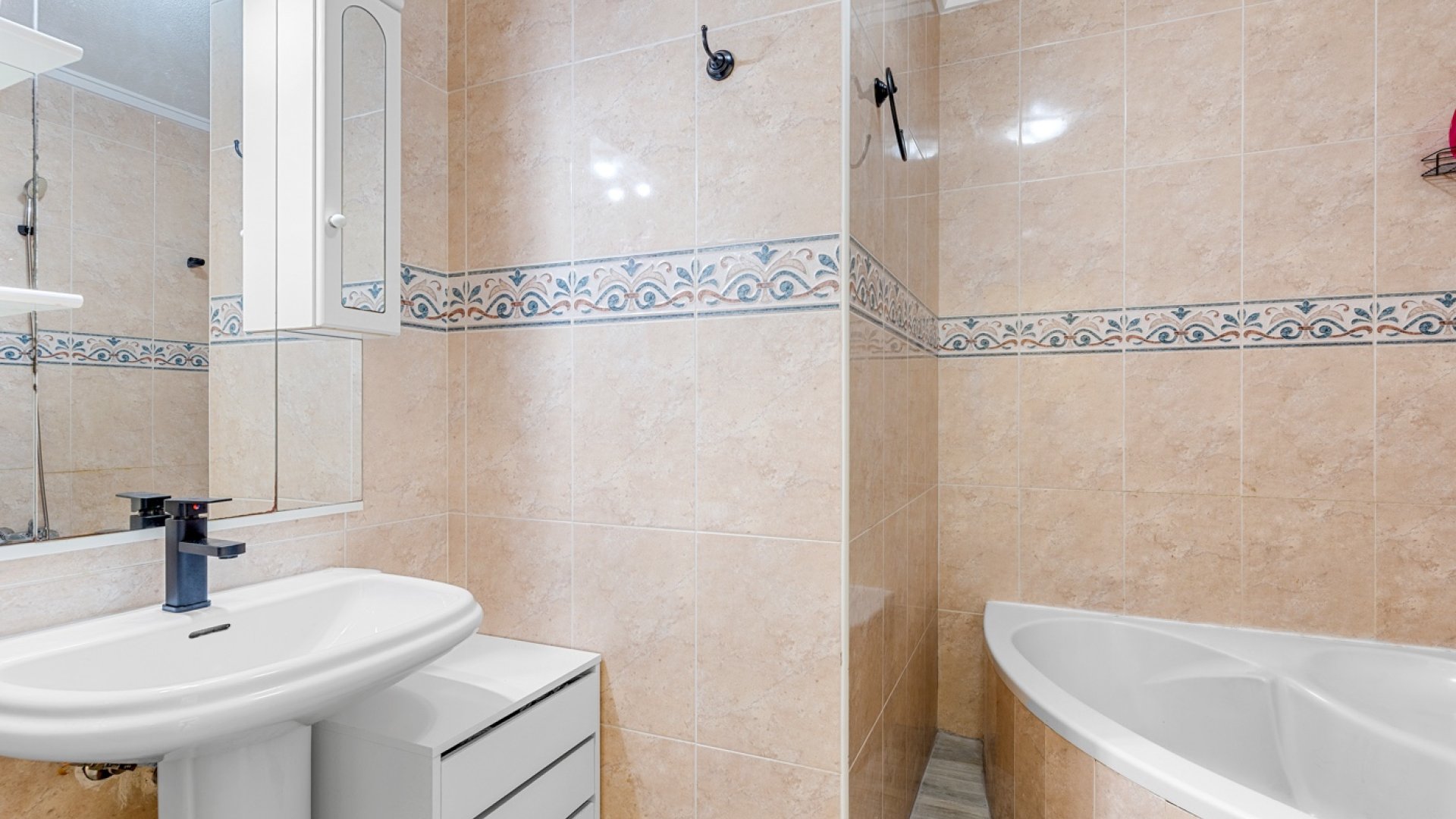 Reventa - Chalets -
Ciudad Quesada - Doña Pepa