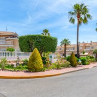 Reventa - Chalets -
Ciudad Quesada - Doña Pepa