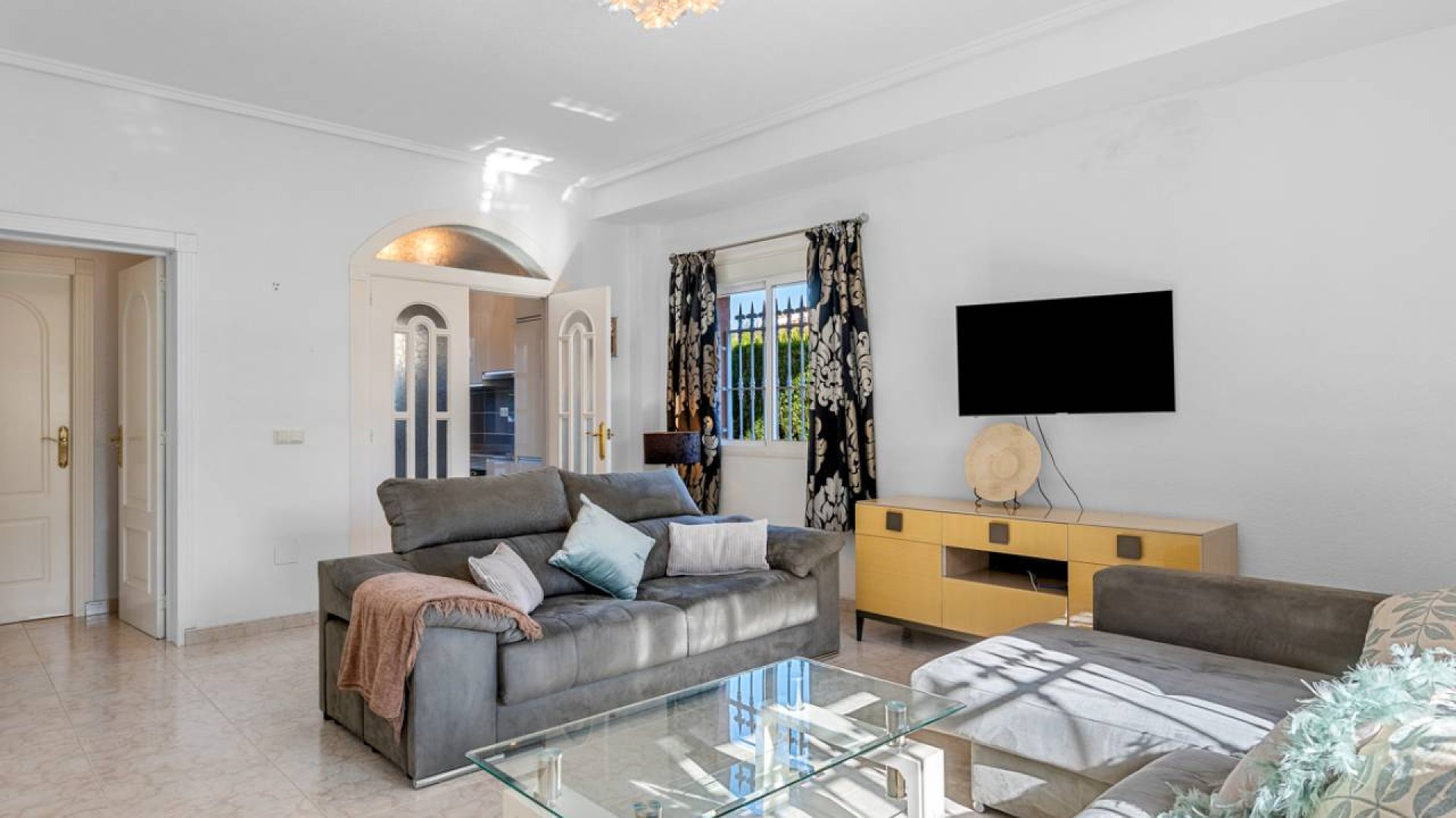 Reventa - Chalets -
Ciudad Quesada - Doña Pepa