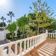 Reventa - Chalets -
Ciudad Quesada - Doña Pepa