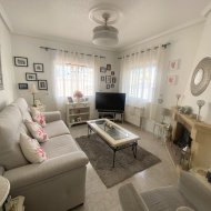 Reventa - Chalets -
Ciudad Quesada - Doña Pepa