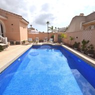 Reventa - Chalets -
Ciudad Quesada - Doña Pepa