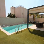 Reventa - Chalets -
Ciudad Quesada - Doña Pepa