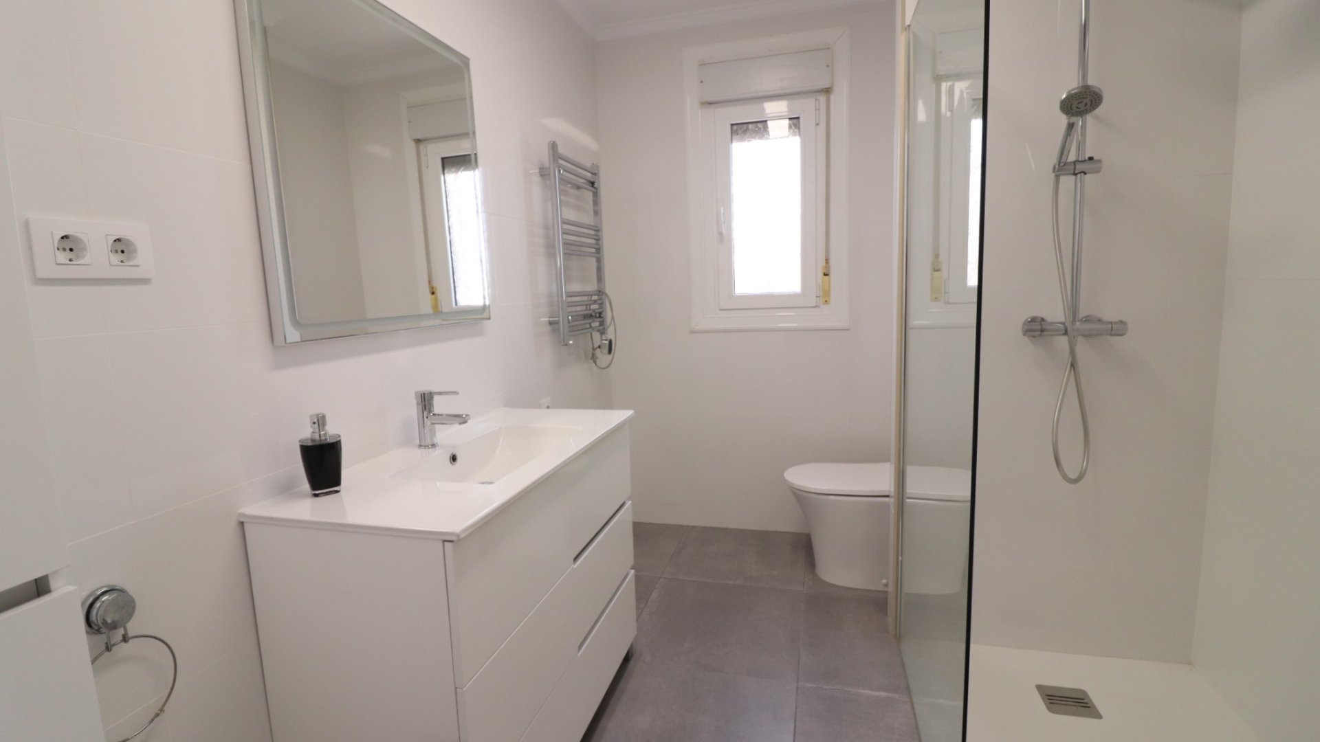 Reventa - Chalets -
Ciudad Quesada - La Fiesta