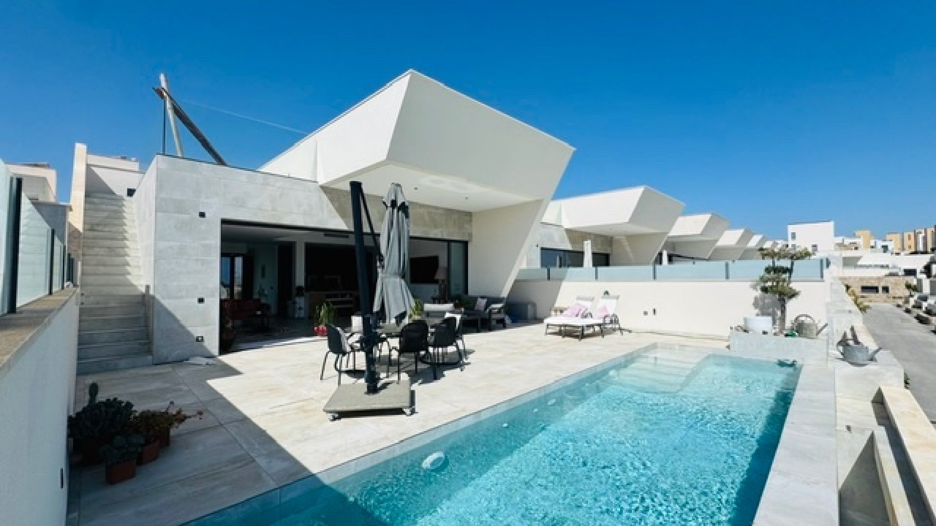 Reventa - Chalets -
Ciudad Quesada - La Fiesta