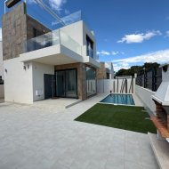 Reventa - Chalets -
Ciudad Quesada - La Laguna
