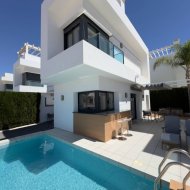 Reventa - Chalets -
Ciudad Quesada - Lo Marabú